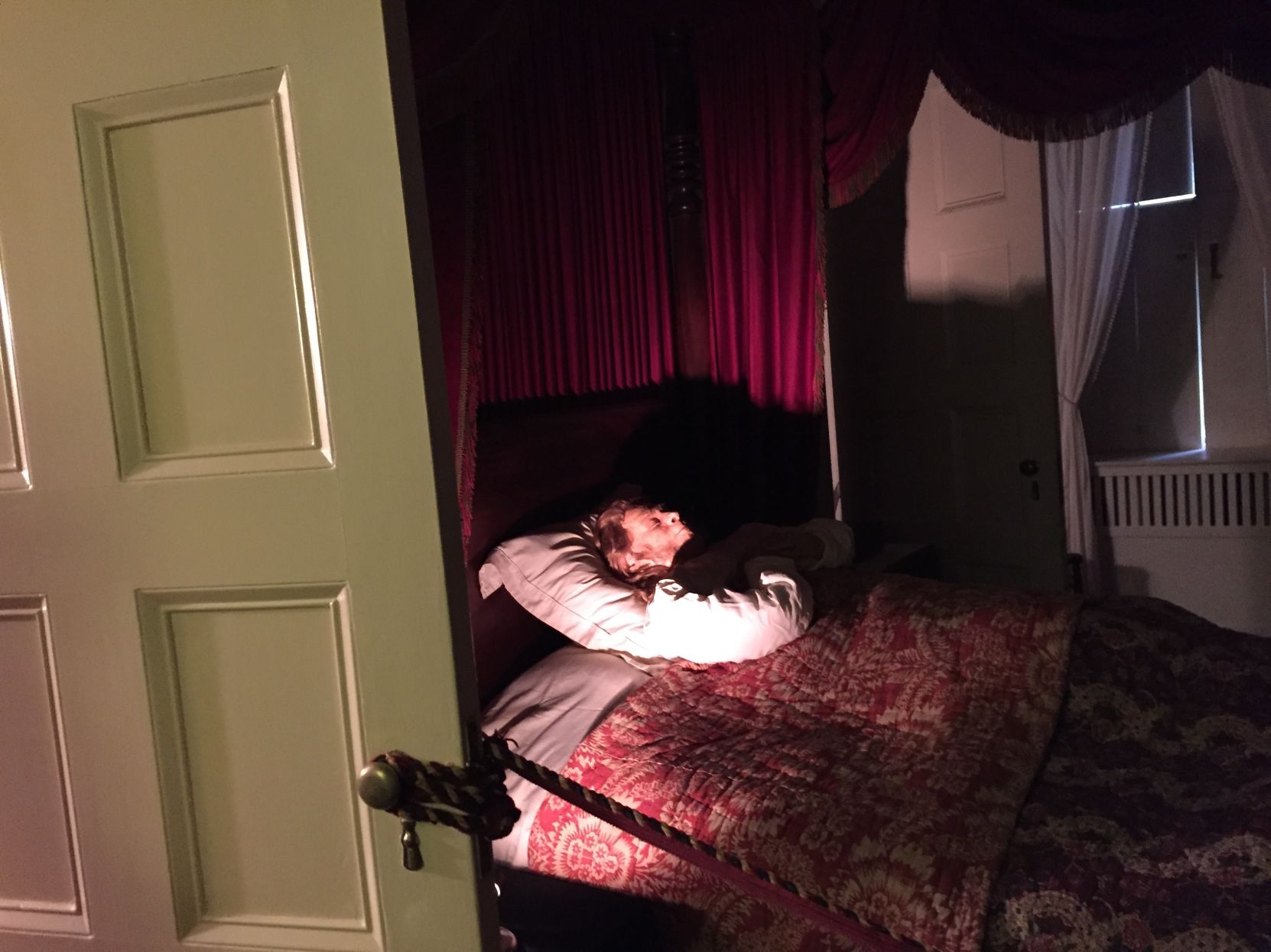 Travel Haunted Houses